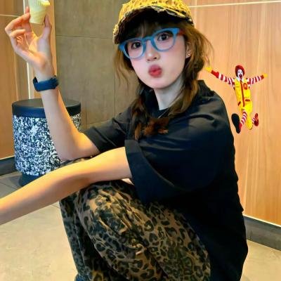 生活艰难所以快乐